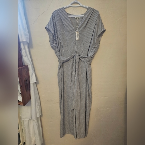 Max Studio Womens Plus Size Short Sleeve Waist Tie Jumpsuit - Picture 4 of 9